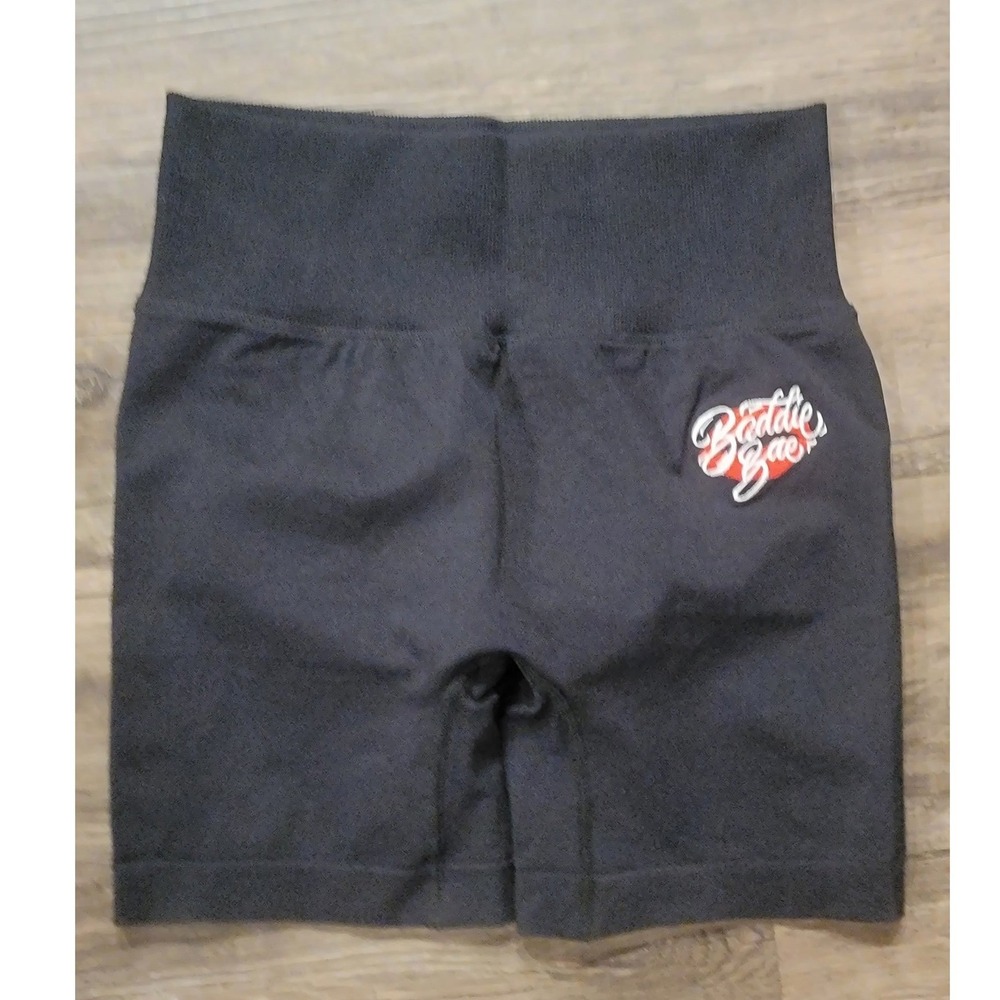 Baddie Bae Black High Waisted Scrunch Butt Seamless Biker Shorts Size Large NWT
